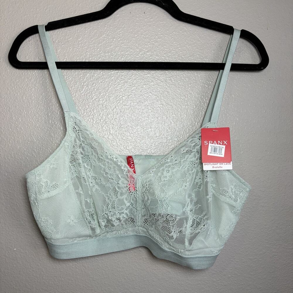 Spanx Spotlight on Lace Bralette Size XL Sheer Wire Free 10124R Seafoam Green